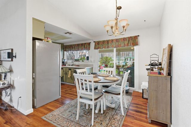 7337 Verdugo Way, Sacramento, CA 95842