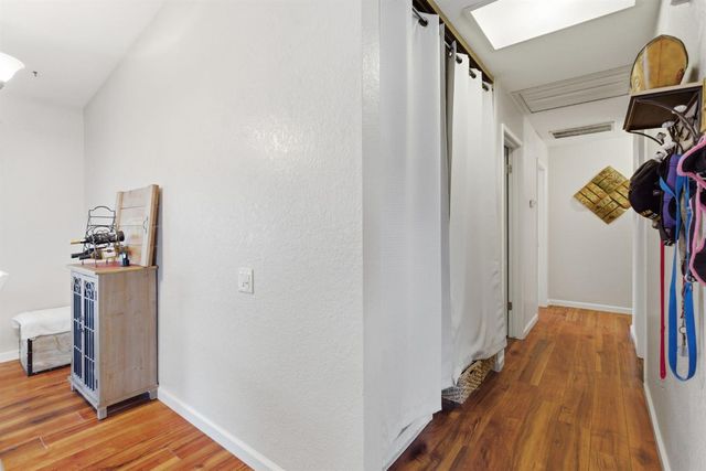 7337 Verdugo Way, Sacramento, CA 95842