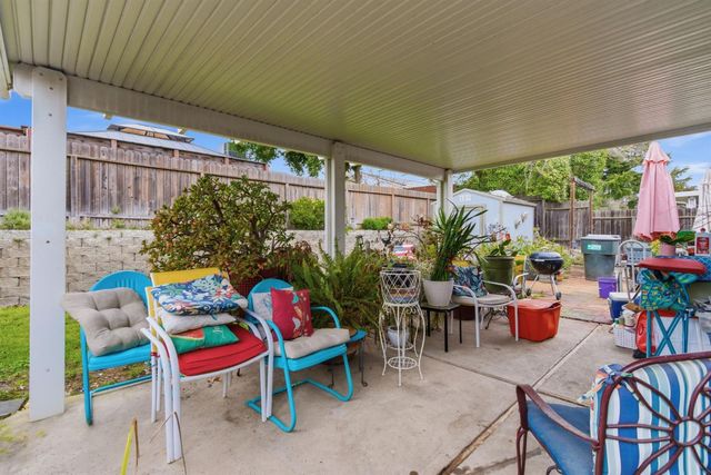 7337 Verdugo Way, Sacramento, CA 95842