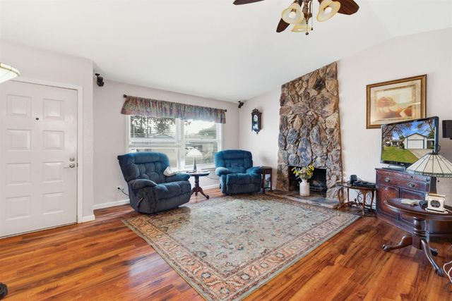 7337 Verdugo Way, Sacramento, CA 95842