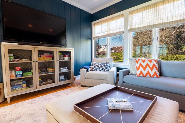 1135 Rutherford Rd, Rutherford, CA 94558