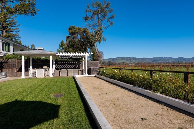 1135 Rutherford Rd, Rutherford, CA 94558