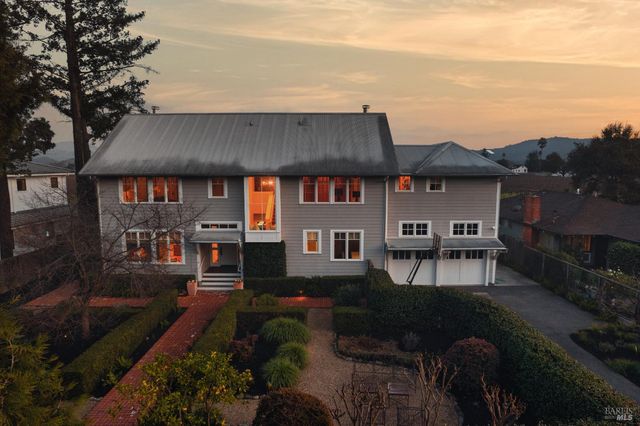 1135 Rutherford Rd, Rutherford, CA 94558