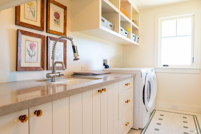 1135 Rutherford Rd, Rutherford, CA 94558