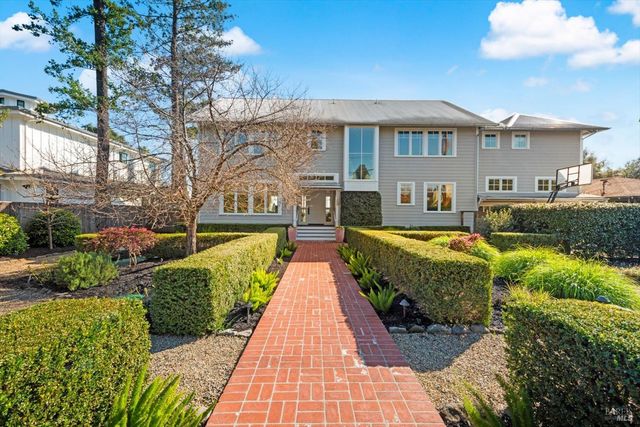 1135 Rutherford Rd, Rutherford, CA 94558