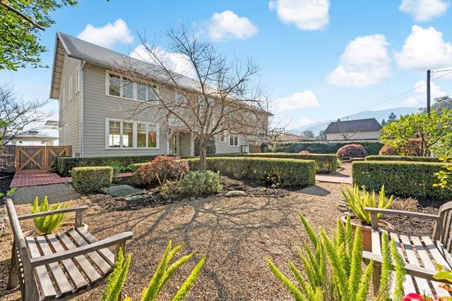 1135 Rutherford Rd, Rutherford, CA 94558