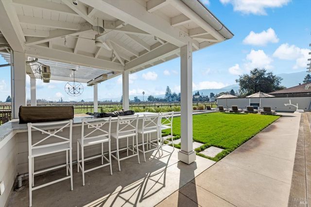 1135 Rutherford Rd, Rutherford, CA 94558