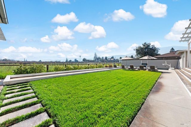 1135 Rutherford Rd, Rutherford, CA 94558