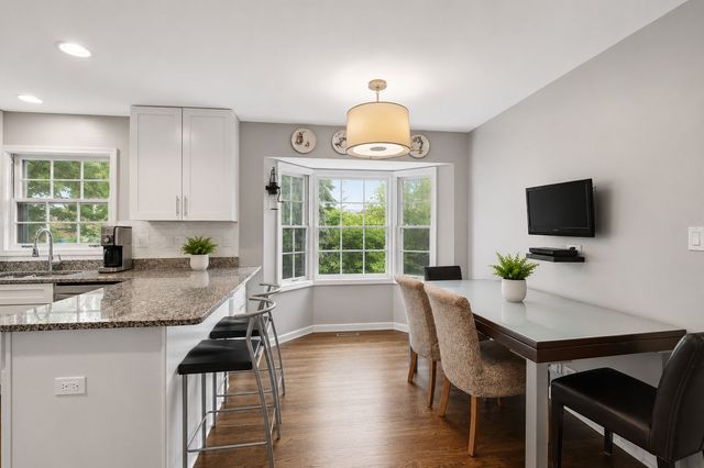 3856 Rutgers Lane, Northbrook, IL 60062