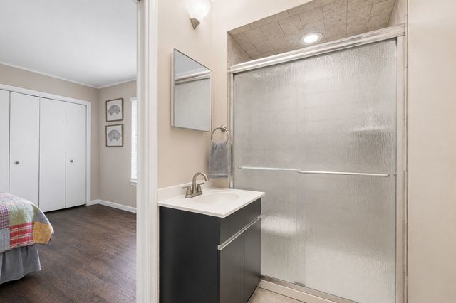 3856 Rutgers Lane, Northbrook, IL 60062