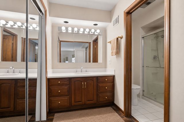 3856 Rutgers Lane, Northbrook, IL 60062