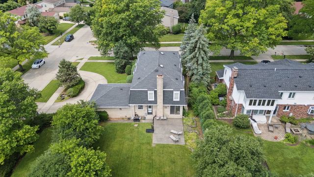 3856 Rutgers Lane, Northbrook, IL 60062