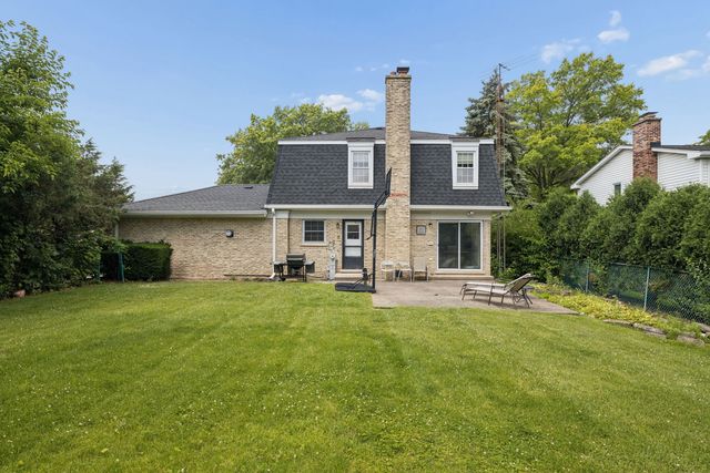 3856 Rutgers Lane, Northbrook, IL 60062
