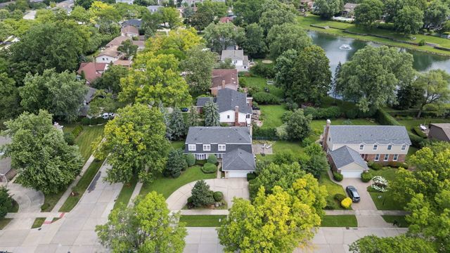 3856 Rutgers Lane, Northbrook, IL 60062