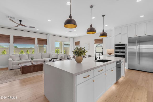 33939 N MALPAIS HILLS Trail, Queen Creek, AZ 85144