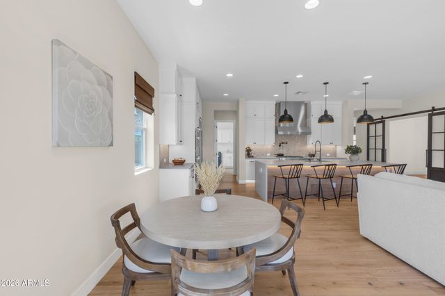 33939 N MALPAIS HILLS Trail, Queen Creek, AZ 85144