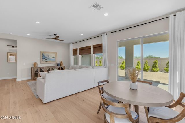 33939 N MALPAIS HILLS Trail, Queen Creek, AZ 85144