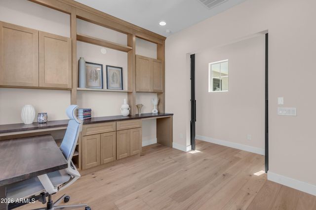 33939 N MALPAIS HILLS Trail, Queen Creek, AZ 85144