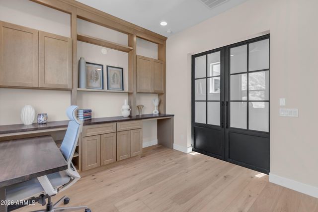 33939 N MALPAIS HILLS Trail, Queen Creek, AZ 85144
