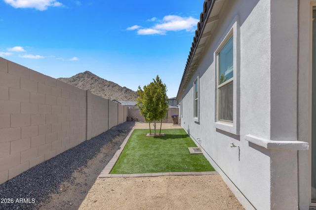 33939 N MALPAIS HILLS Trail, Queen Creek, AZ 85144