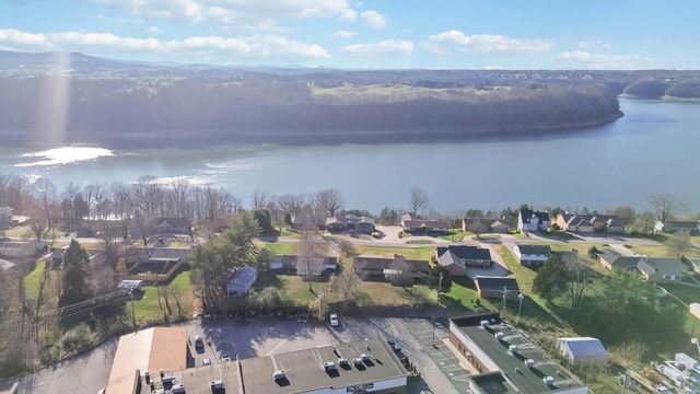 275 Lakeview Drive, Somerset, KY 42503