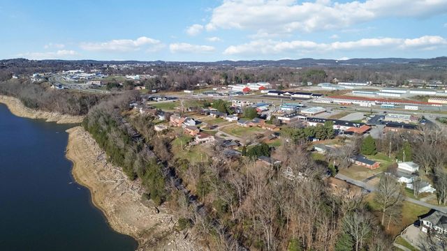 275 Lakeview Drive, Somerset, KY 42503