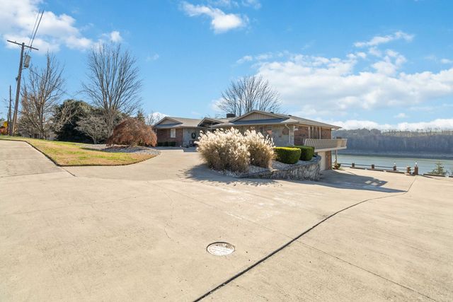 275 Lakeview Drive, Somerset, KY 42503