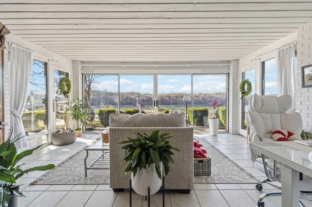 275 Lakeview Drive, Somerset, KY 42503