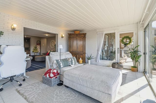 275 Lakeview Drive, Somerset, KY 42503