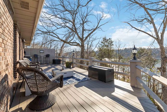 275 Lakeview Drive, Somerset, KY 42503