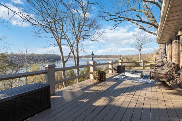 275 Lakeview Drive, Somerset, KY 42503