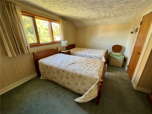 1012 Elm Street, Shelby, NY 14103