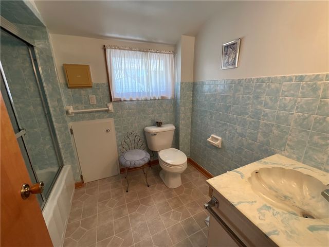 1012 Elm Street, Shelby, NY 14103