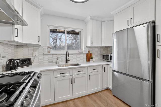 70 West Street C4, Harrison, NY 10528