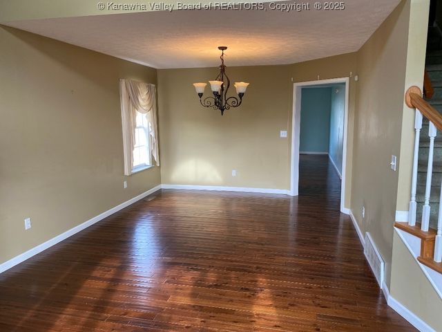 308 Spicywood Drive, Milton, WV 25541