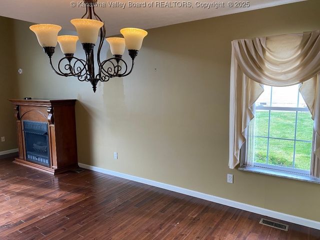 308 Spicywood Drive, Milton, WV 25541