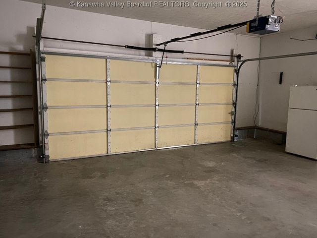 308 Spicywood Drive, Milton, WV 25541