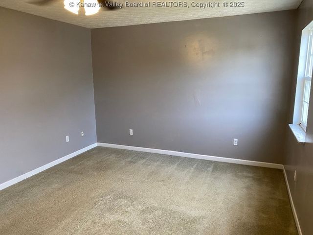 308 Spicywood Drive, Milton, WV 25541