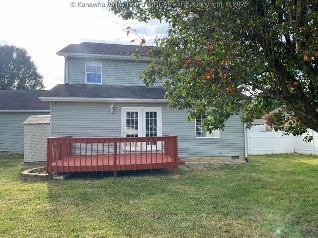 308 Spicywood Drive, Milton, WV 25541