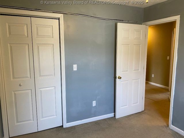 308 Spicywood Drive, Milton, WV 25541