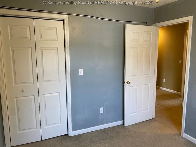 308 Spicywood Drive, Milton, WV 25541