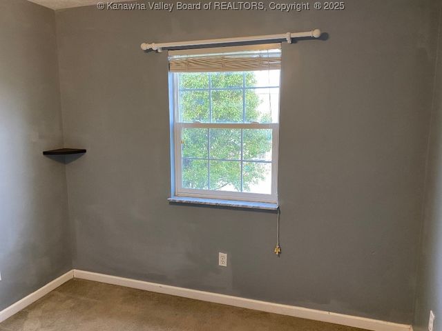 308 Spicywood Drive, Milton, WV 25541