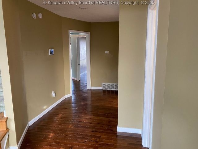 308 Spicywood Drive, Milton, WV 25541