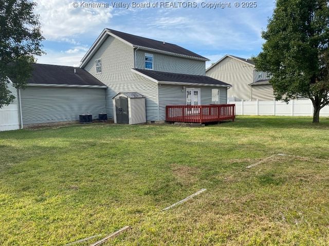 308 Spicywood Drive, Milton, WV 25541