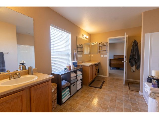 3547 Maplewood Ln, Johnstown, CO 80534
