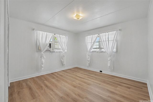 1210 Hoohulu Street, Pearl City, HI 96782