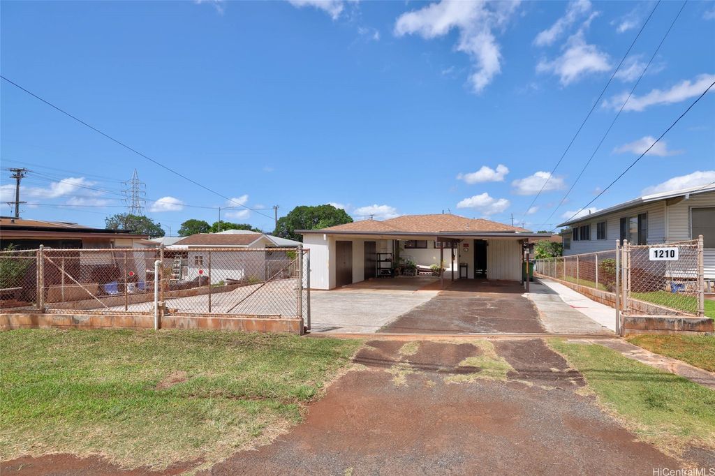 1210 Hoohulu Street, Pearl City, HI 96782