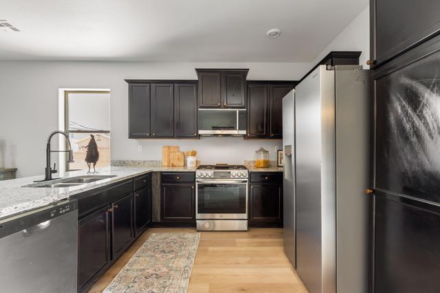 3543 Covered Wagon Road NE, Rio Rancho, NM 87144