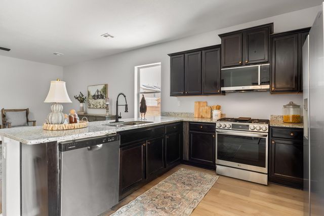 3543 Covered Wagon Road NE, Rio Rancho, NM 87144