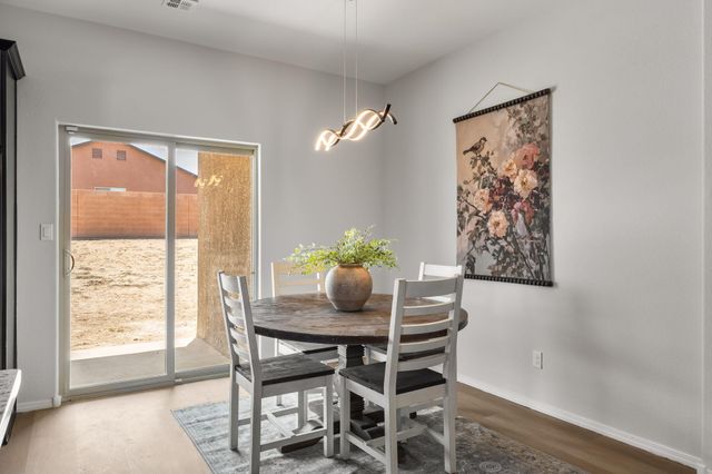 3543 Covered Wagon Road NE, Rio Rancho, NM 87144